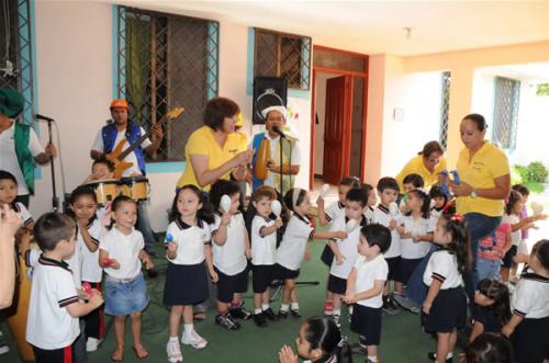 Trabaja la SET con programa de promoción cultural en educación básica